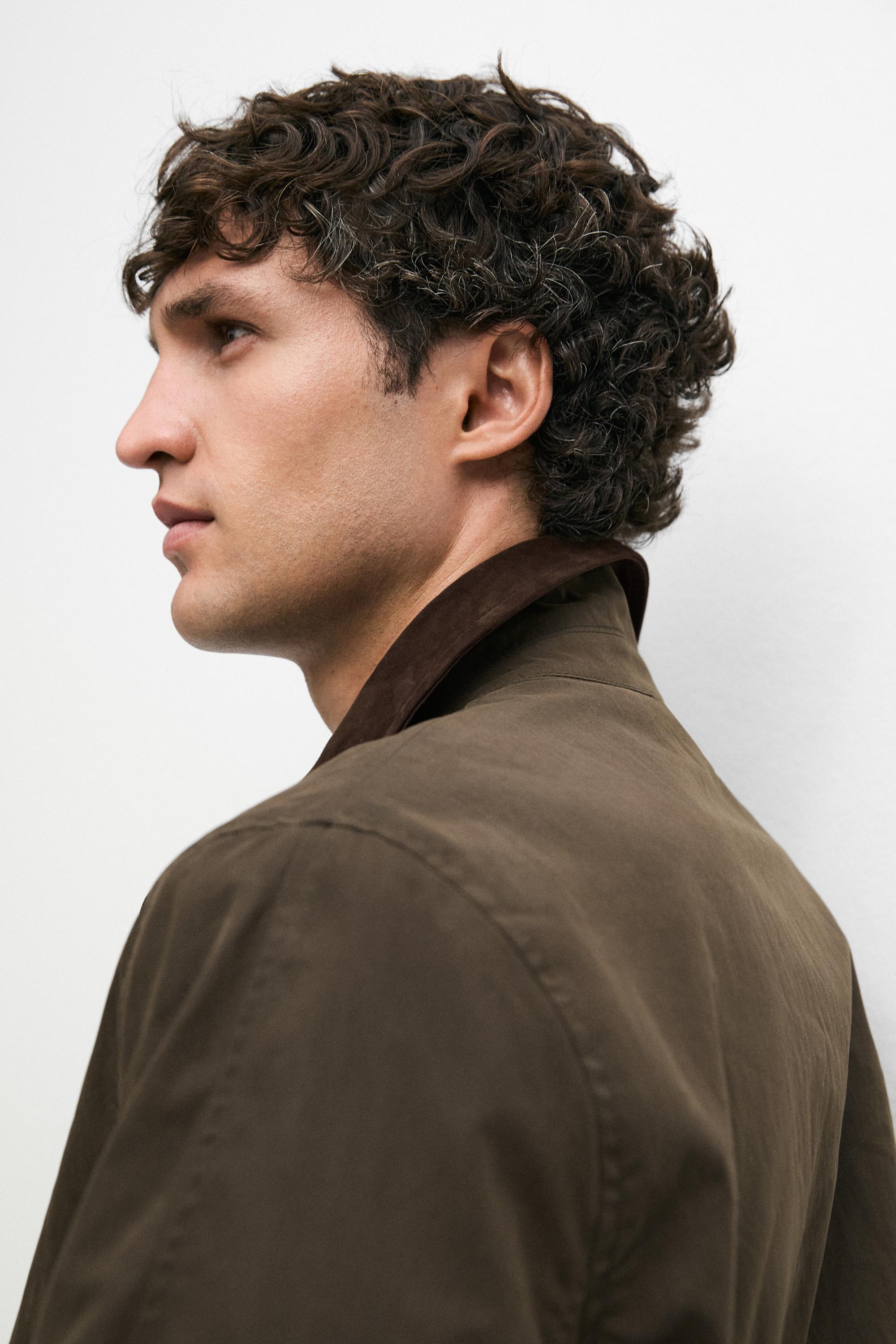 Jacket with leather collar detail